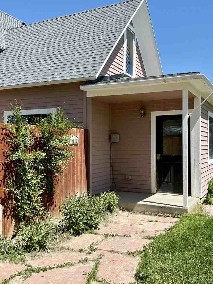 1013 E Glendale St - Photo 3 of 18