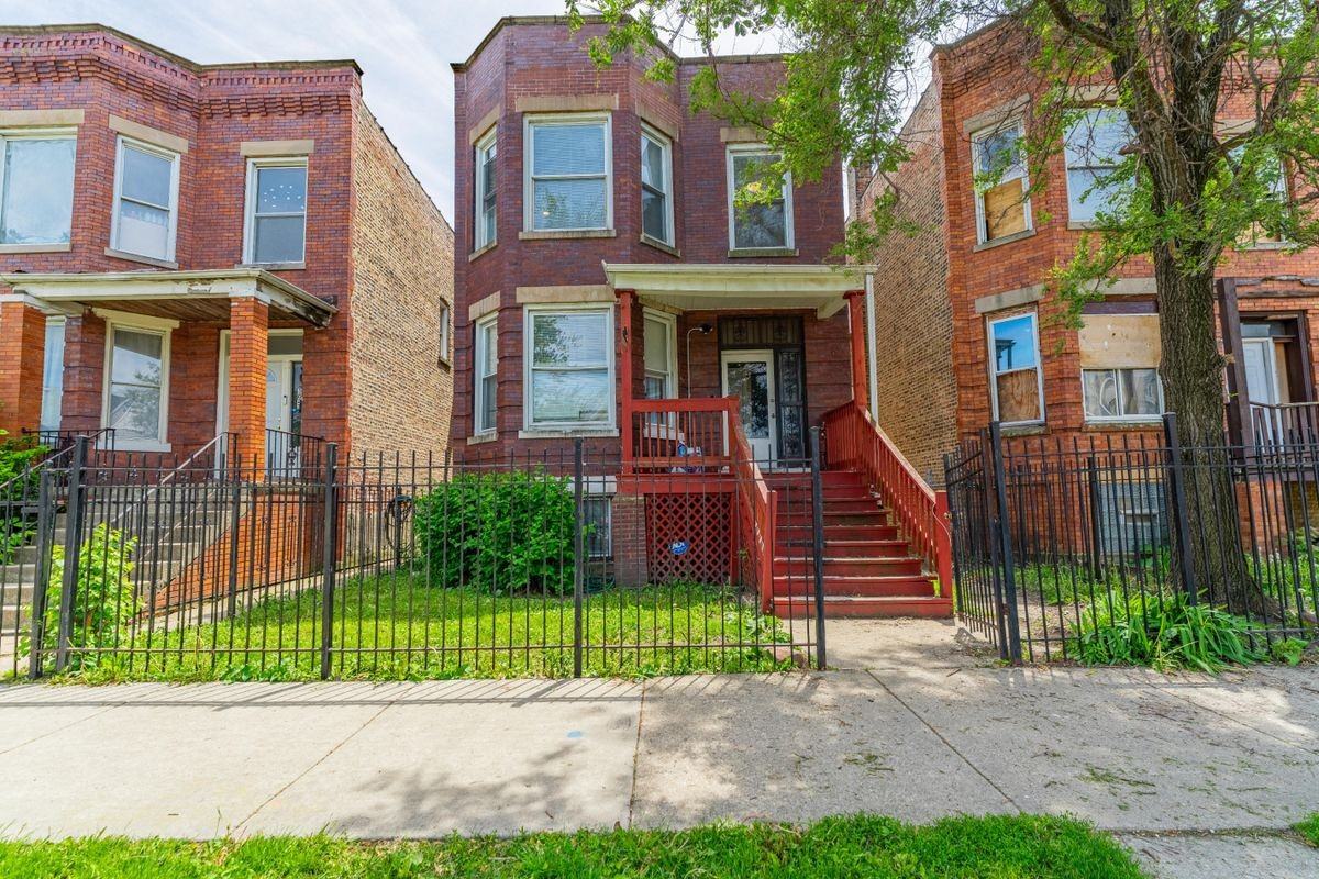 5025 W Huron St ##2 - Photo 2 of 17