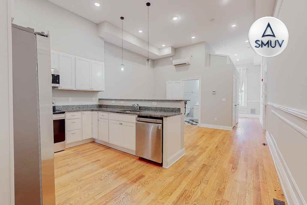 106 W Saratoga St #10