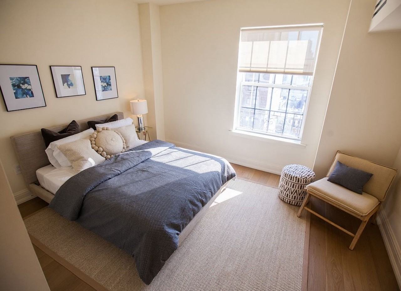 W 86th St - Photo 3 of 15