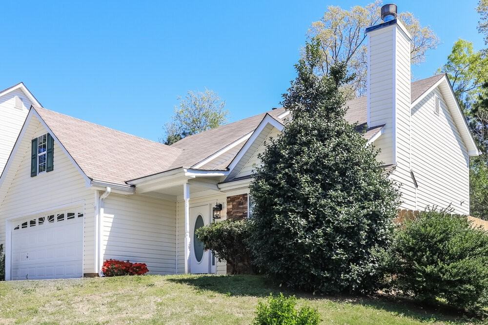525 Hillcrest Cross Rd - Photo 4 of 17