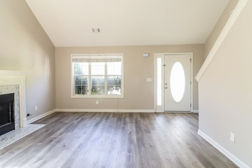 525 Hillcrest Cross Rd - Photo 6 of 17