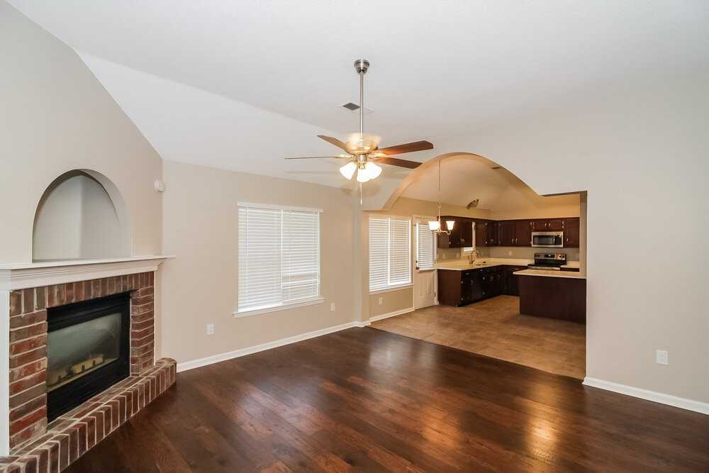 6178 Morgan Manor Dr E - Photo 3 of 15