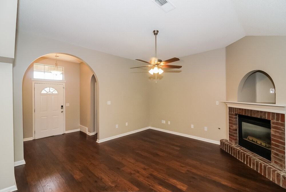 6178 Morgan Manor Dr E - Photo 5 of 15