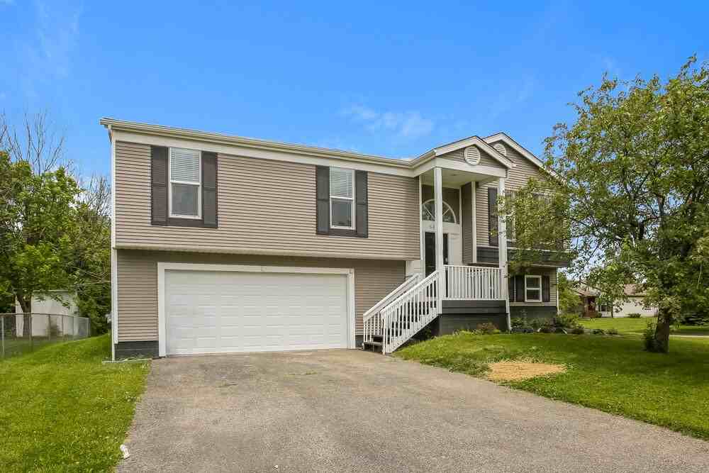 6252 Tanbark Ct - Photo 4 of 16
