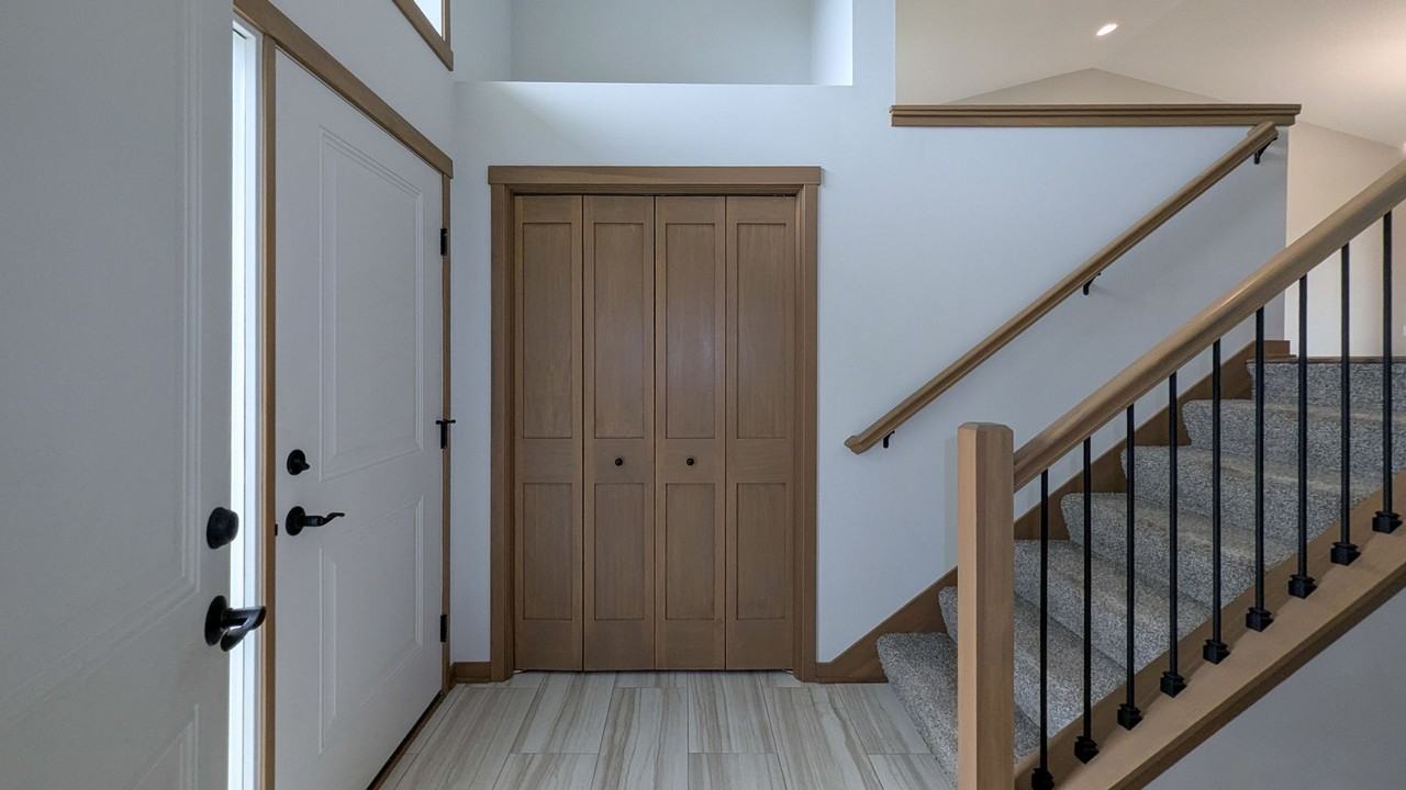 2201 Hadley Hills Dr Ne - Photo 2 of 35