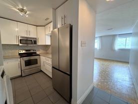 1175 Queen St E #B - Photo 1 of 1