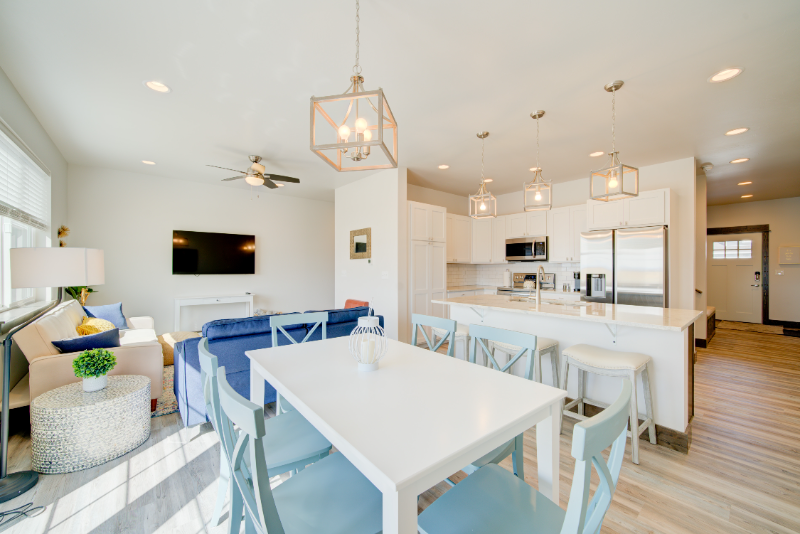 1401 Westwood Cir #C - Photo 6 of 24