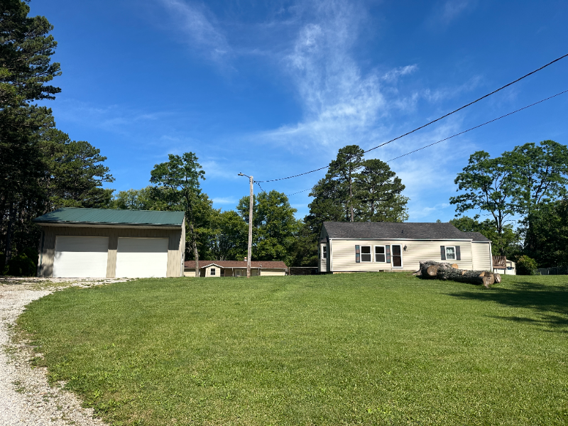 4419 E Four Ridge Rd - Photo 2 of 18