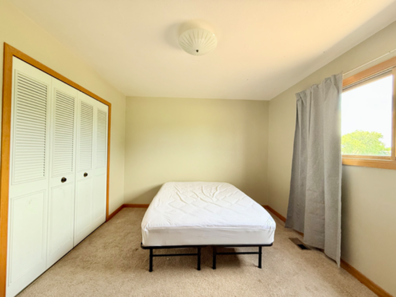 301 W Mangrum Dr - Photo 7 of 31