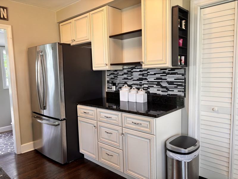 14 Dwight Rd - Photo 3 of 31