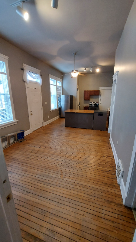319 E Garfield Ave - Photo 2 of 12