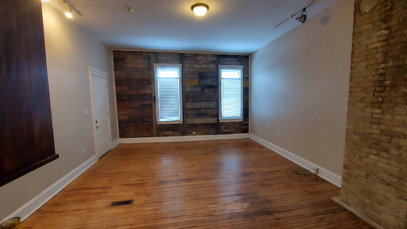 319 E Garfield Ave - Photo 3 of 12