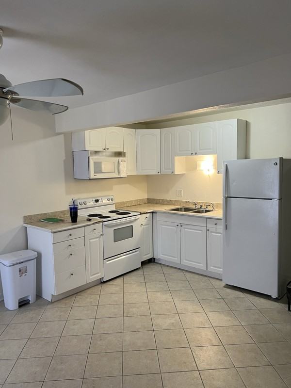 24 Jamaica Colony #3 - Photo 3 of 13