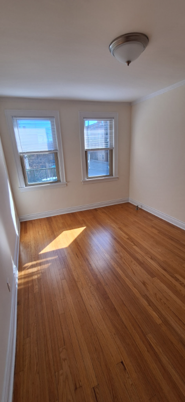 3308 W Hollywood Ave #2 - Photo 2 of 7