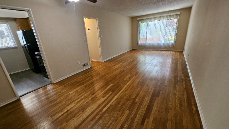 8315 Clinton St #5 - Photo 3 of 14