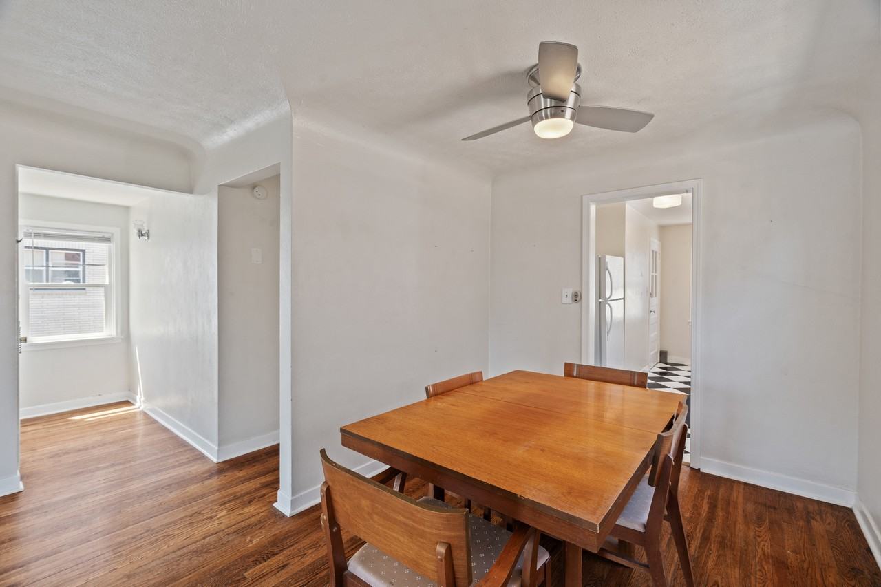 104 South Oak Street #1 - Photo 7 of 9