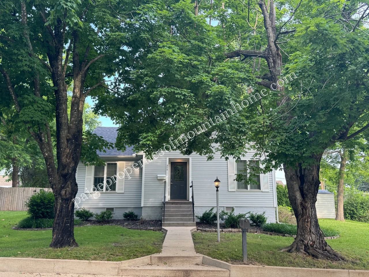 204 South St - Photo 2 of 31