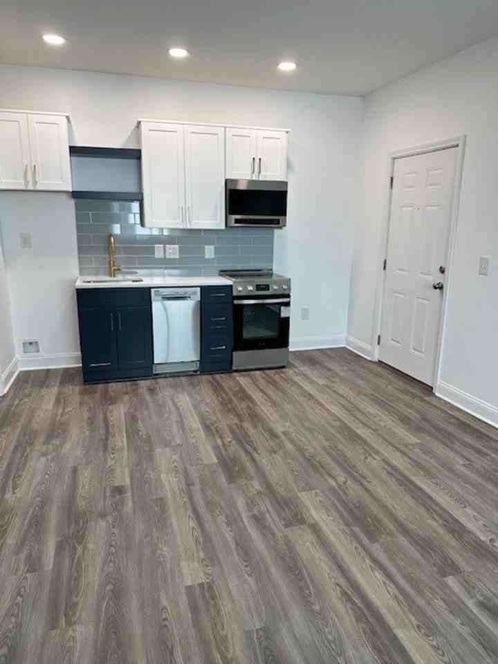 Cargo North - Photo 7 of 15