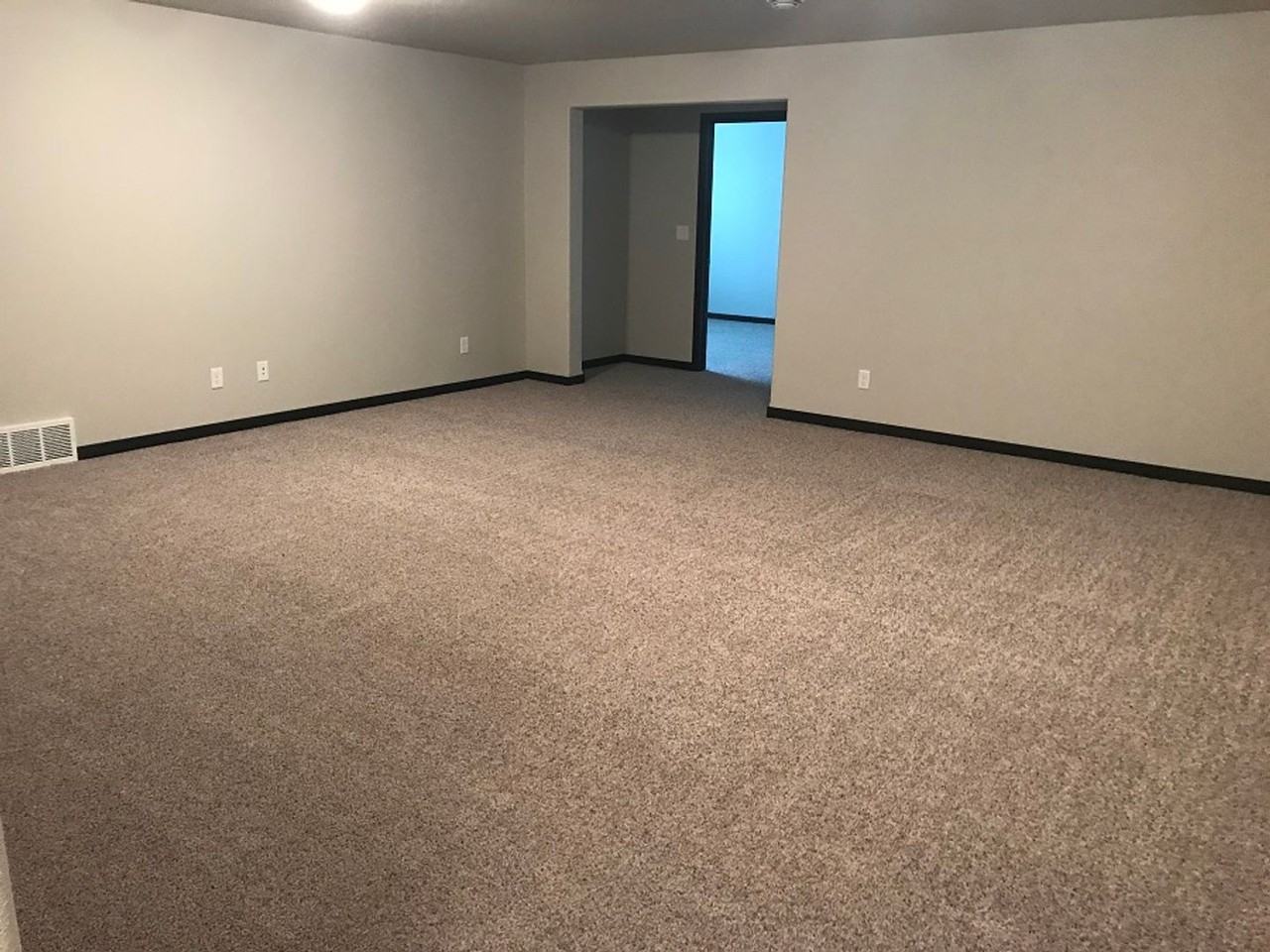 4123 14th Ave S - Photo 5 of 6