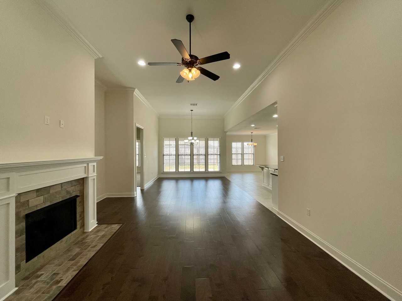 17229 Ledgestone Dr - Photo 2 of 17