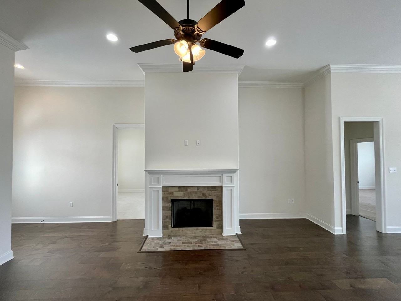 17229 Ledgestone Dr - Photo 3 of 17