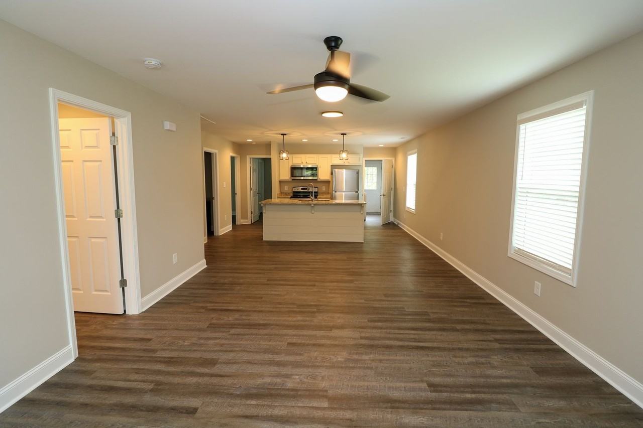 140 3rd St N - Photo 3 of 19