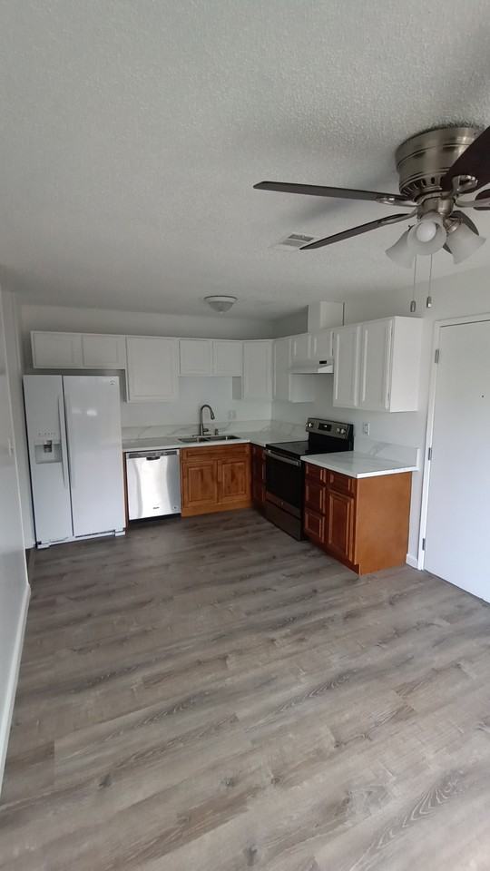 10155 De Soto Way #10155 - Photo 4 of 11