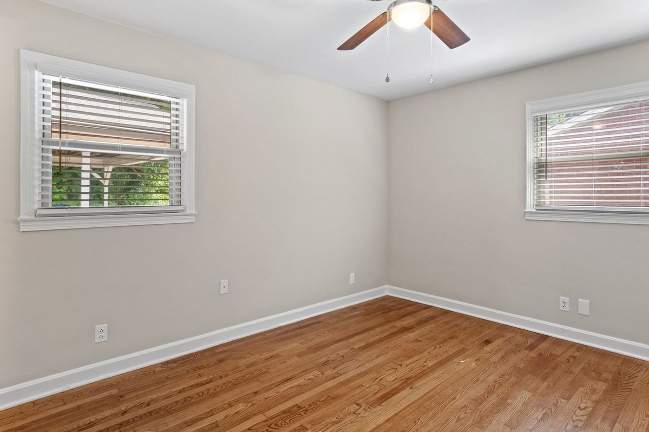 2343 Kaywood Ln - Photo 2 of 29