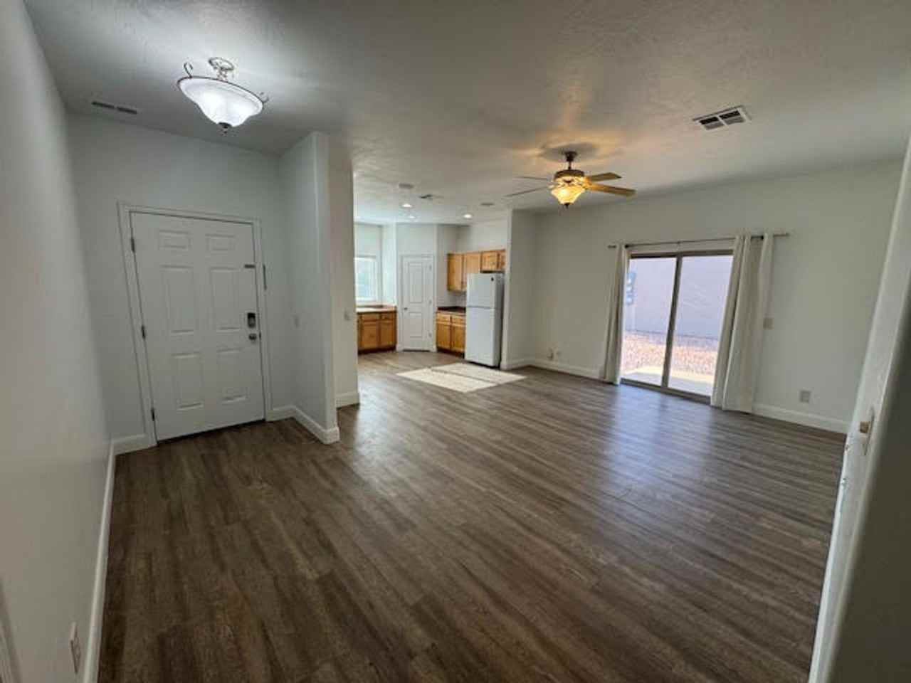 472 N 2480 W - Photo 3 of 12