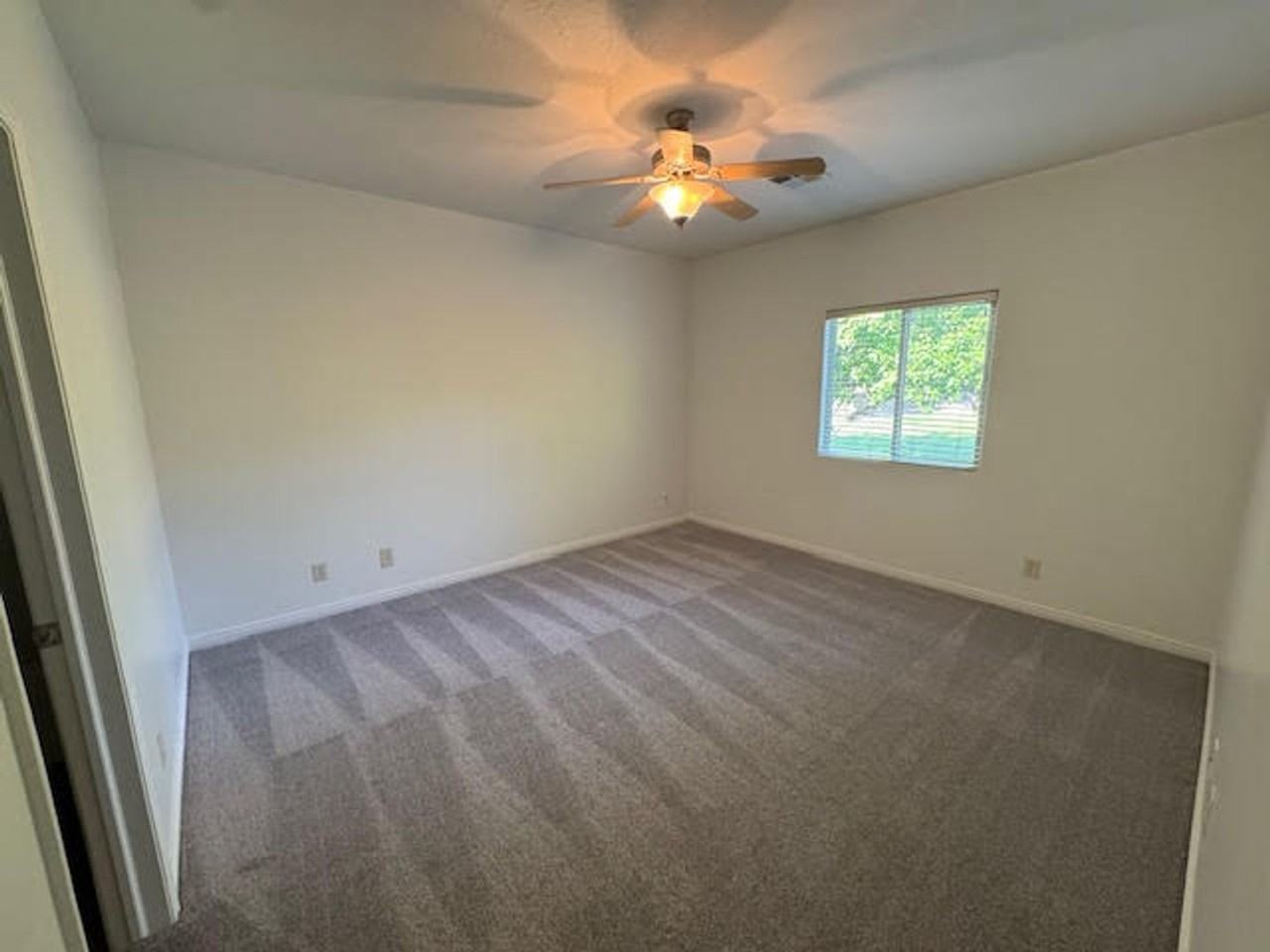 472 N 2480 W - Photo 5 of 12