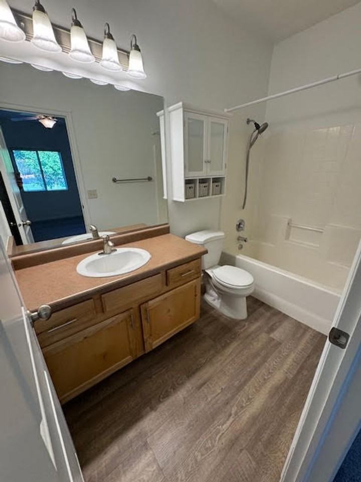 472 N 2480 W - Photo 6 of 12