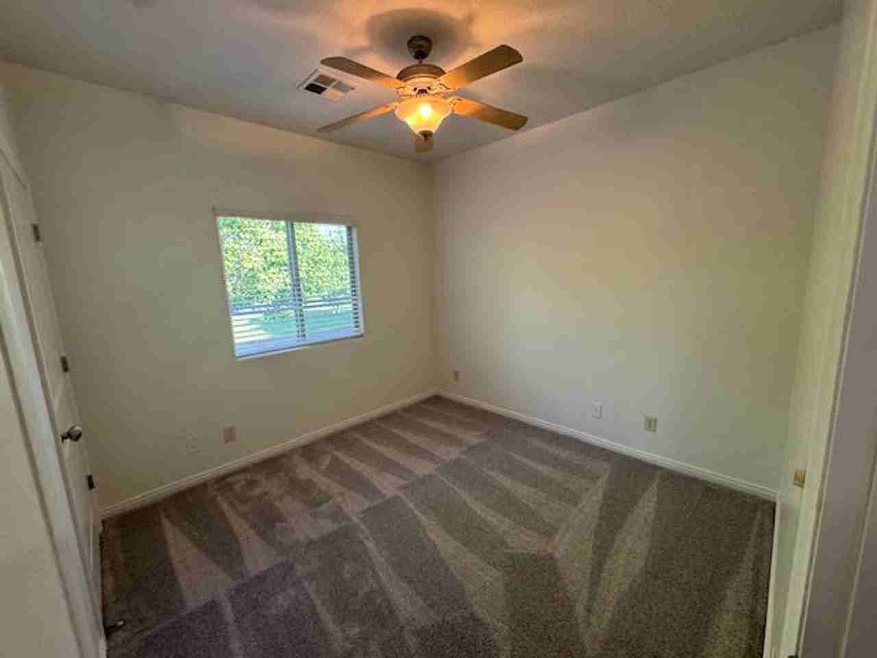 472 N 2480 W - Photo 7 of 12