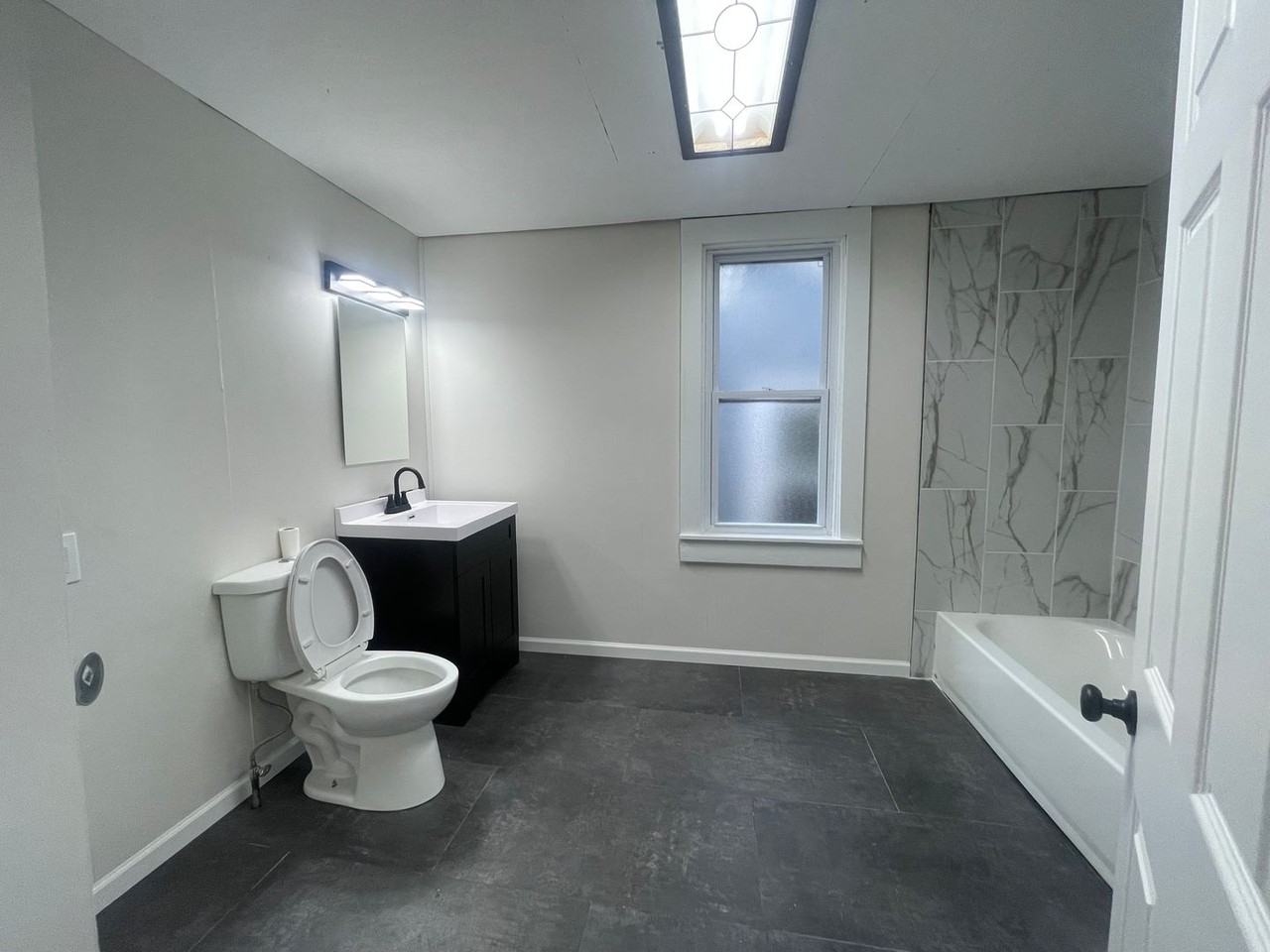 1822A N Warren Ave - Photo 6 of 18