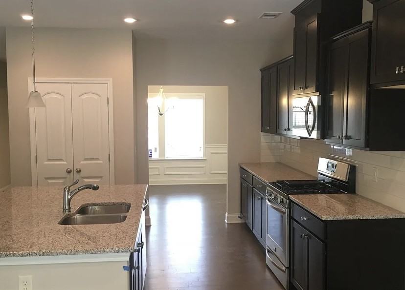 1207 Weatherford St #NA - Photo 2 of 4