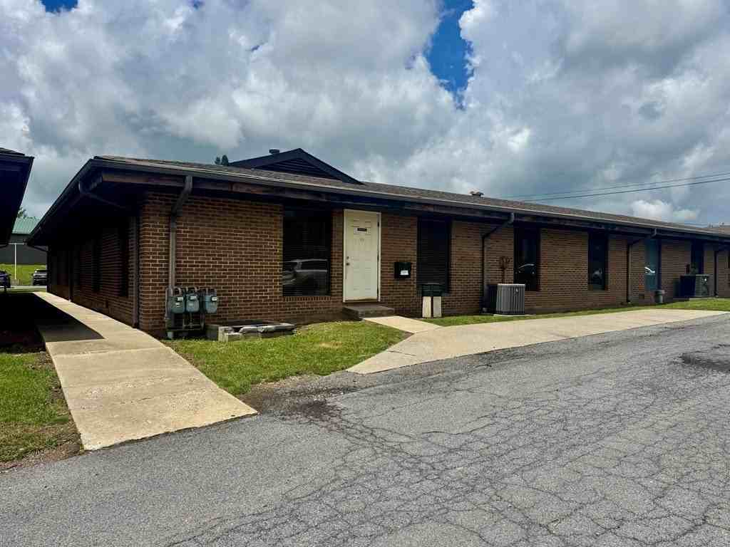 250 George St - Photo 5 of 50