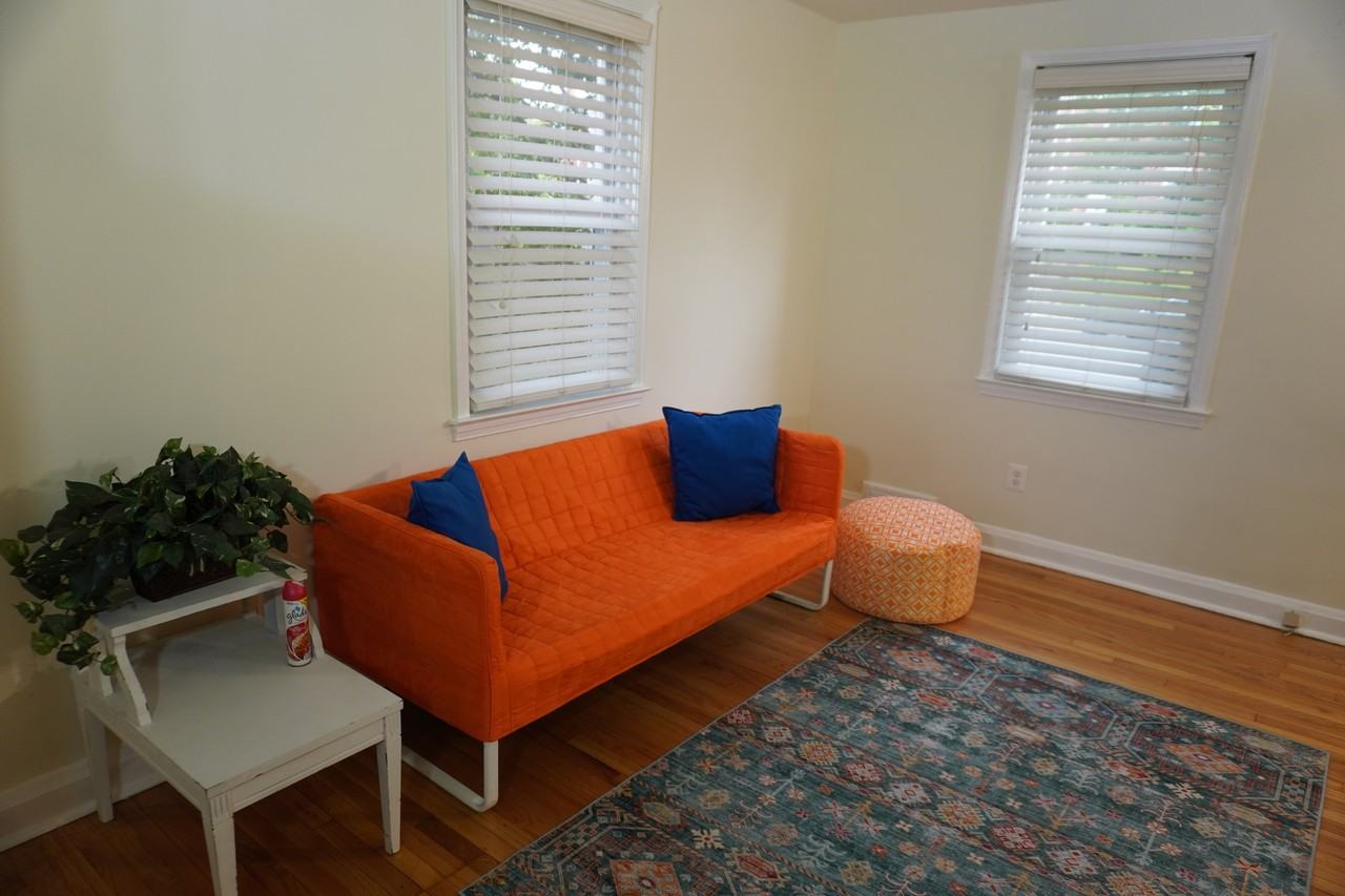1710 Weston Avenue - Photo 4 of 42