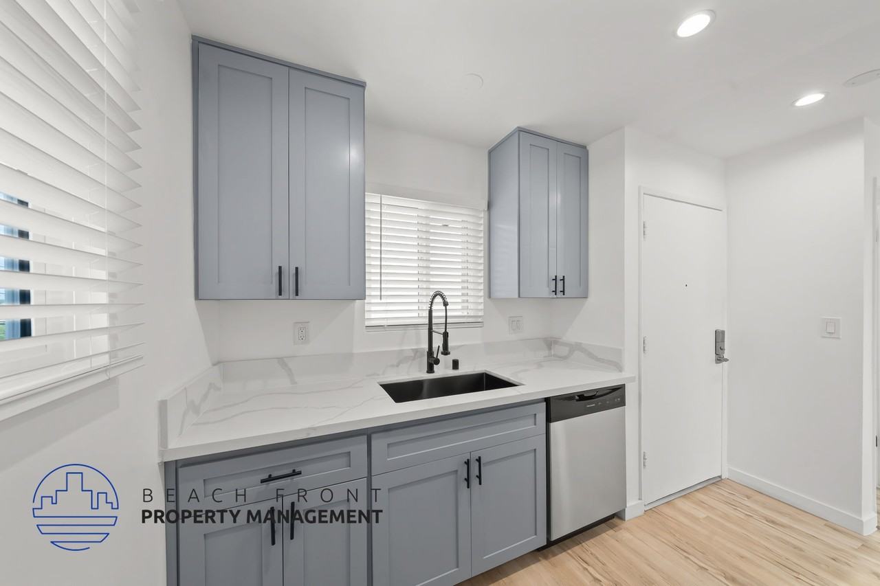 708 N Juanita - Photo 4 of 47