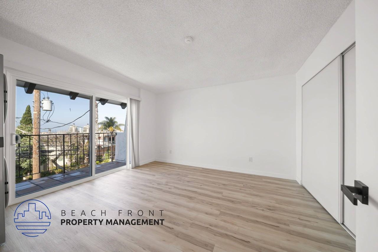 708 N Juanita - Photo 7 of 47