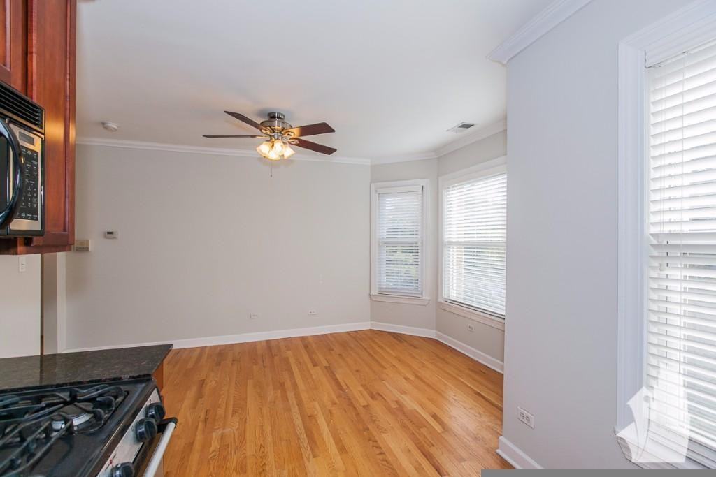 628 W Roscoe St #634-1S - Photo 6 of 8