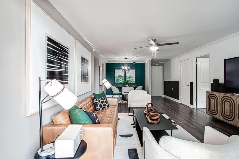 Atler at Brookhaven - Photo 5 of 22