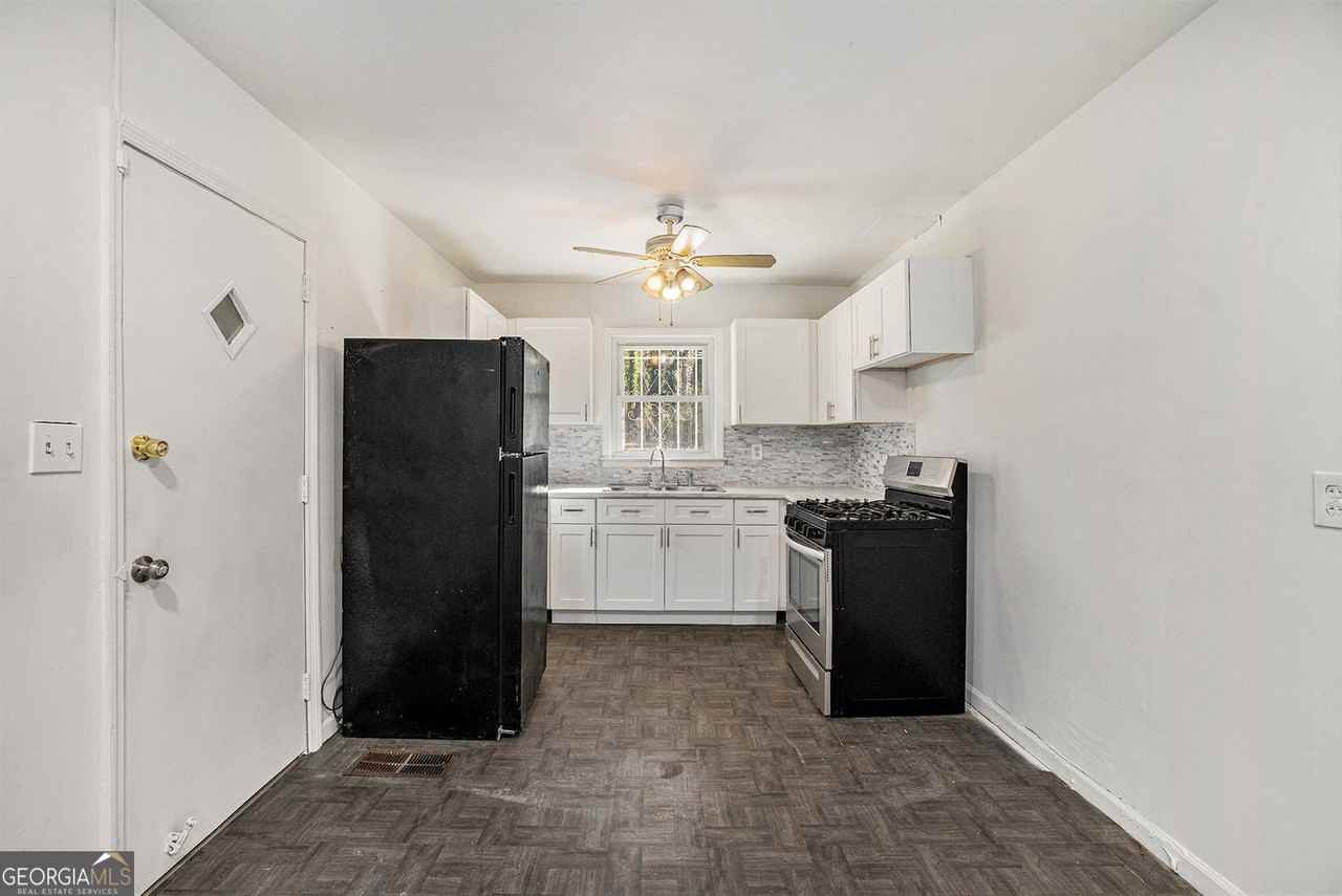 1189 Rockcut Rd - Photo 6 of 16