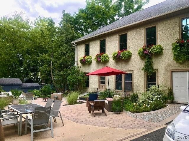 304 E Genesee St - Photo 3 of 44