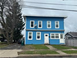 featured image of 97 E Seneca St