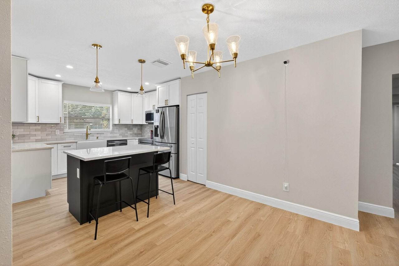 N 14th St - Photo 2 of 16