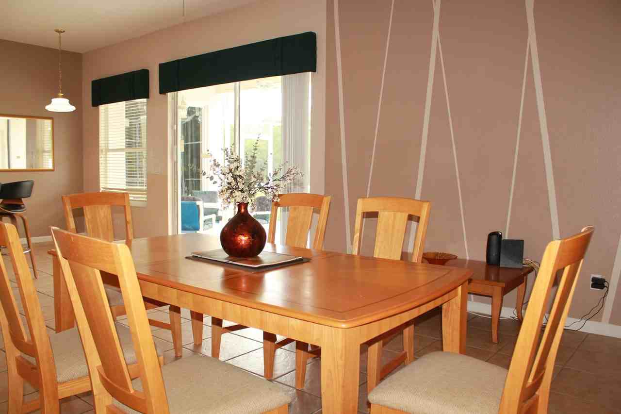 Prestwick Dr - Photo 5 of 36