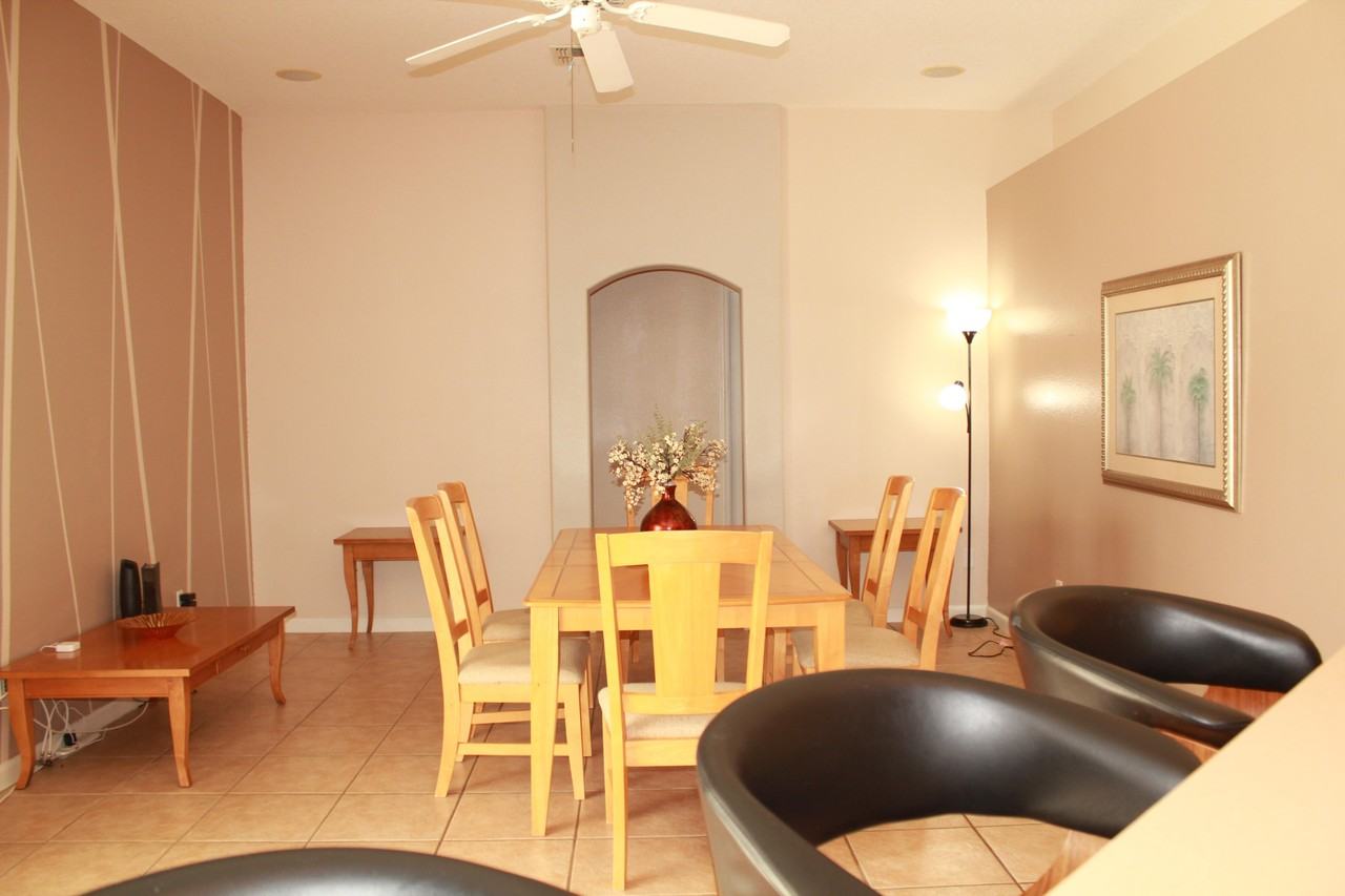 Prestwick Dr - Photo 5 of 36