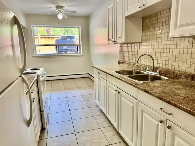 437 Martha St #437 - Photo 2 of 6