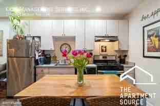 1741 W Chicago Ave #1R - Photo 1 of 1