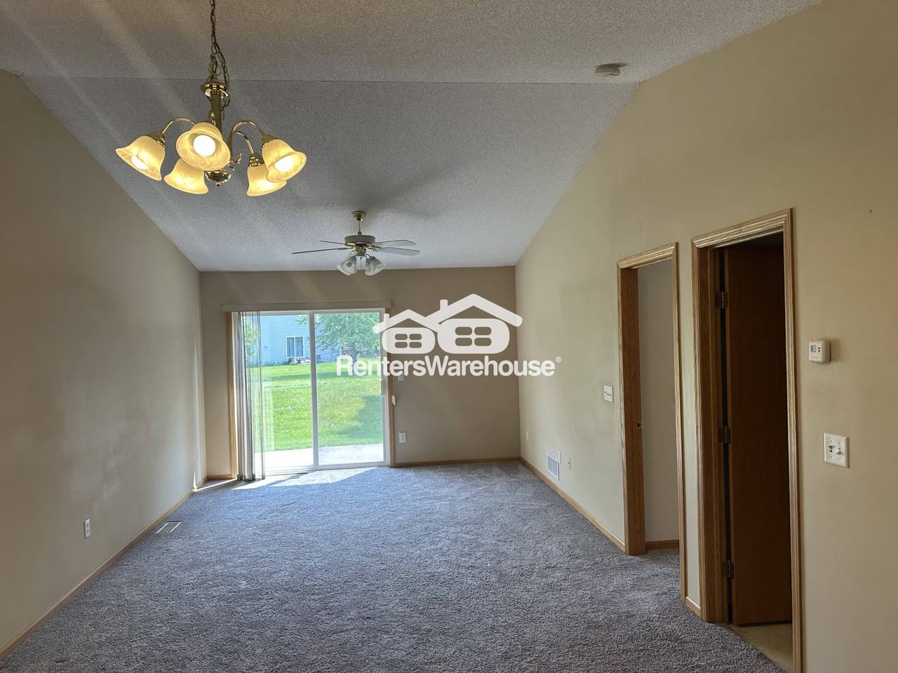 2163 Cleveland Way S - Photo 3 of 8